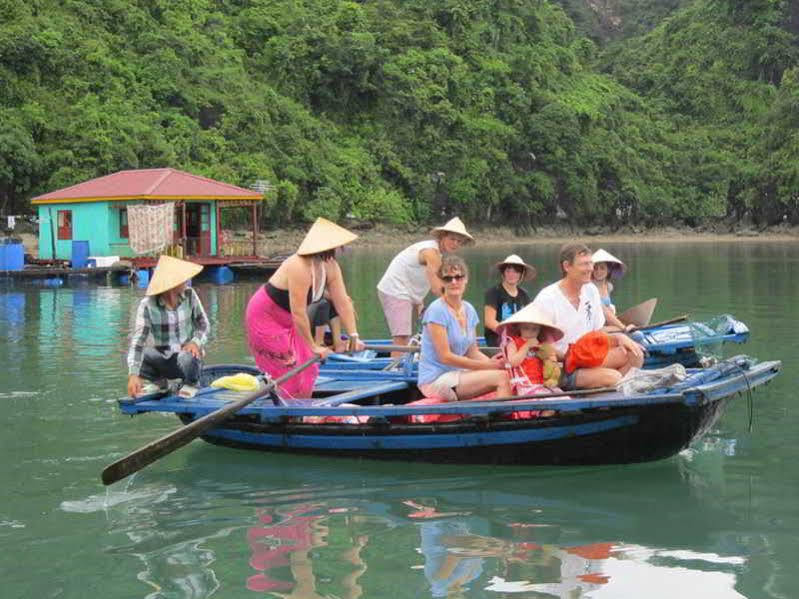 Hôtel Halong Legacy Cruise à Hạ Long Extérieur photo