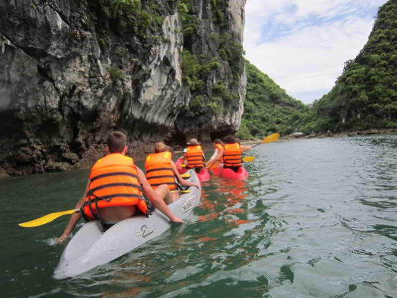 Hôtel Halong Legacy Cruise à Hạ Long Extérieur photo